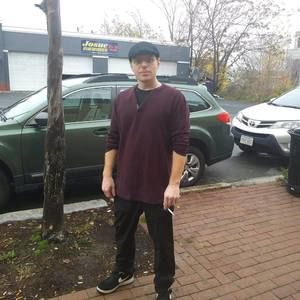 Meet your Posher, Chris